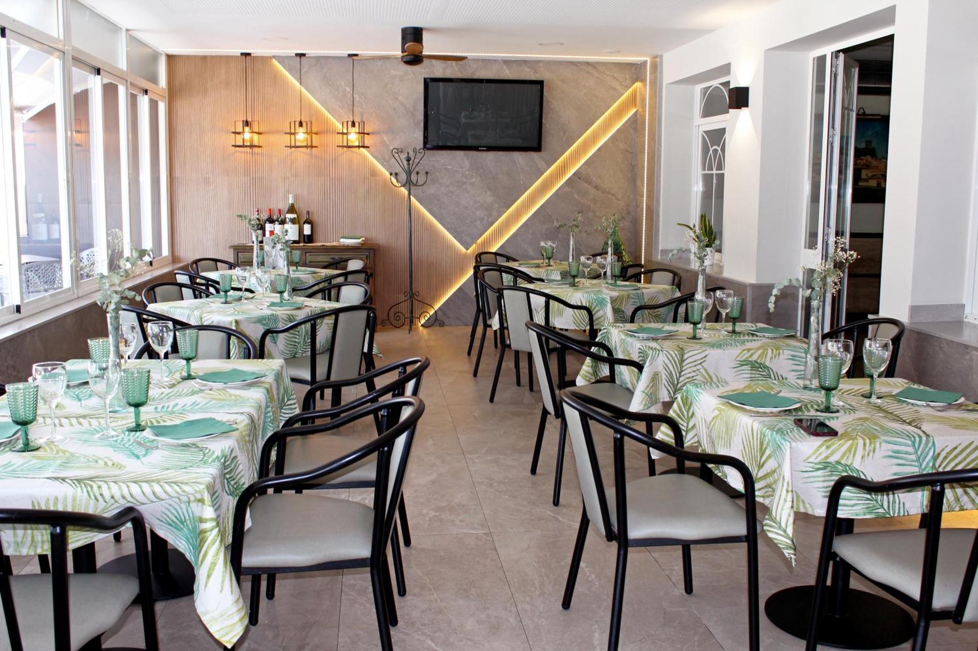 Hostal Restaurante El Cary Montemayor Eksteriør billede
